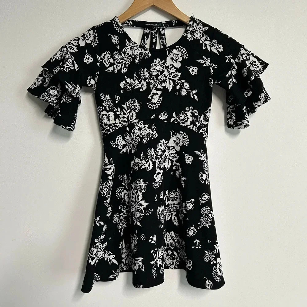 Girls Size 8 Floral Dress Black White Bell 3/4 Sleeve‎ Pageant Wedding